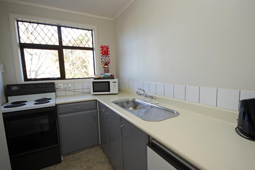 Champers Motor Inn Lower Hutt Δωμάτιο φωτογραφία
