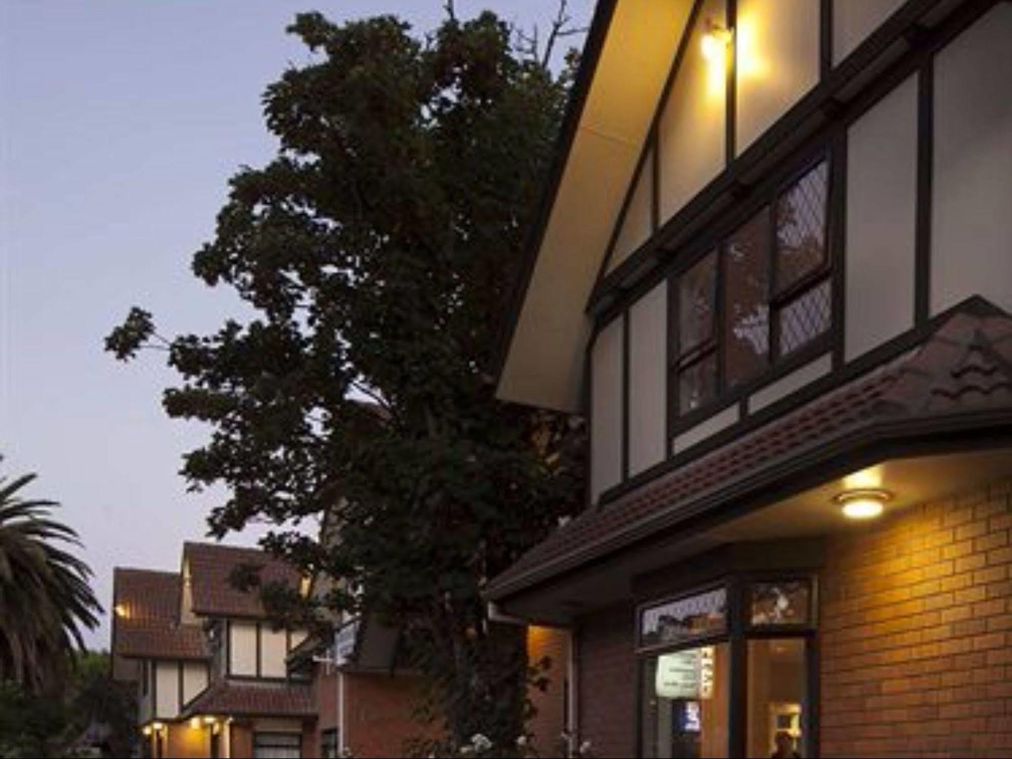 Champers Motor Inn Lower Hutt Εξωτερικό φωτογραφία