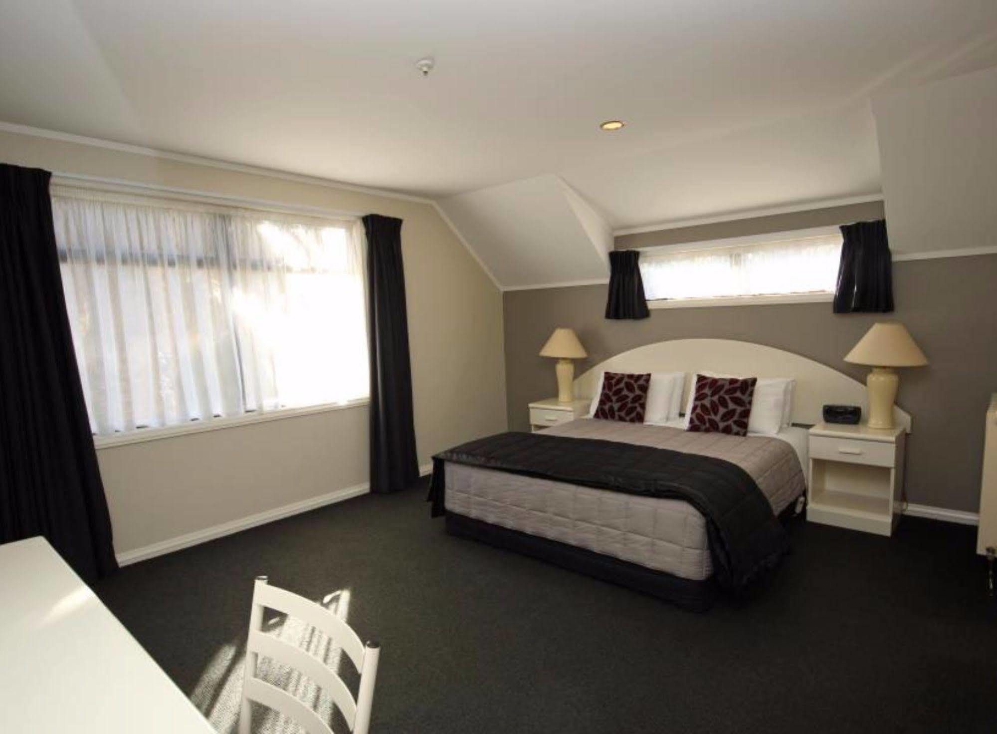 Champers Motor Inn Lower Hutt Εξωτερικό φωτογραφία